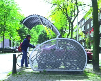 https://media.ziegler-metall.de/images_sh2/118-007/fahrradgarage-multi-bike-box-seitenteile-streckgitter-zum-eingraben-2/KAT0014444_1920x1080.jpg